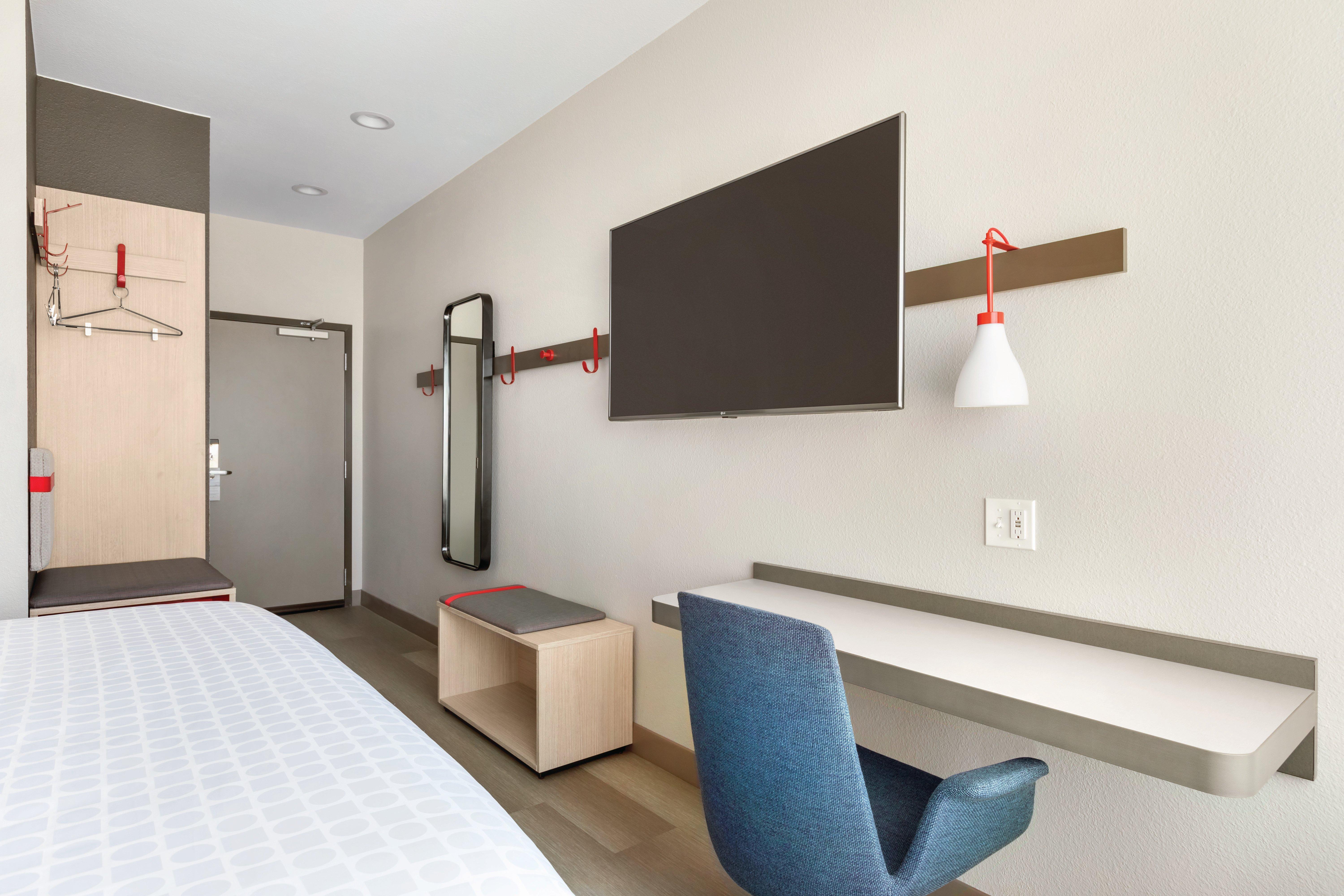 Avid - By Ihg 2*